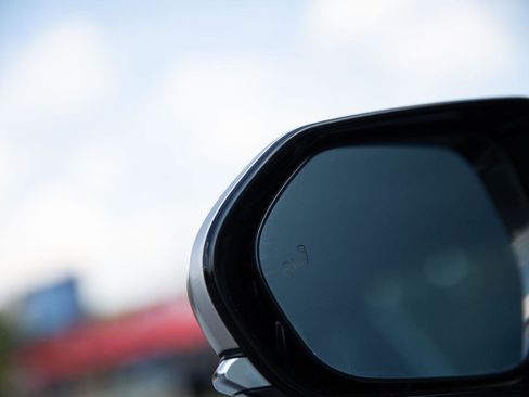 Used 2020 Toyota Prius Prime Limited image 10