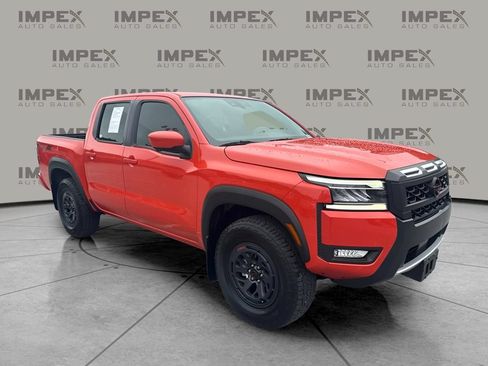 Used 2025 Nissan Frontier PRO-4X w/ Pro Premium Package AWD/4WD image 5
