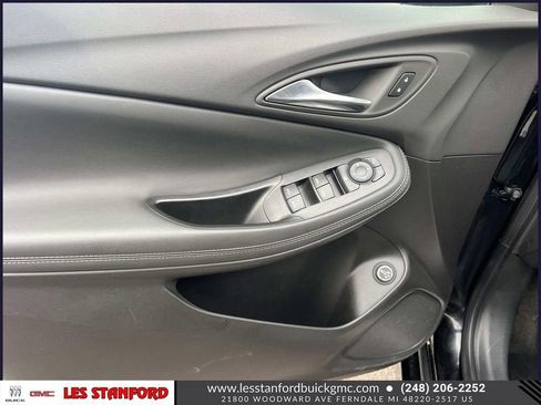 Used 2023 Buick Encore GX Select w/ Sport Touring Package image 18