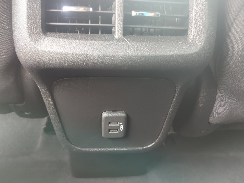 Certified 2019 Chevrolet Equinox LT w/ LPO, Floor Liner Package AWD/4WD image 28