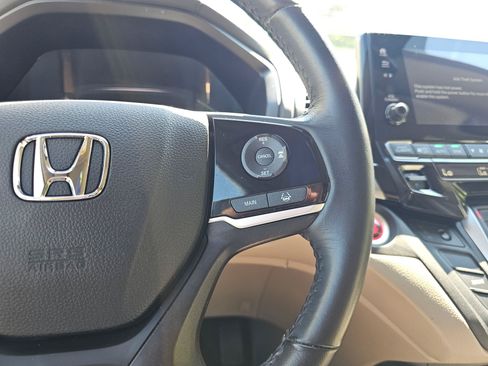 Used 2018 Honda Odyssey EX-L image 33
