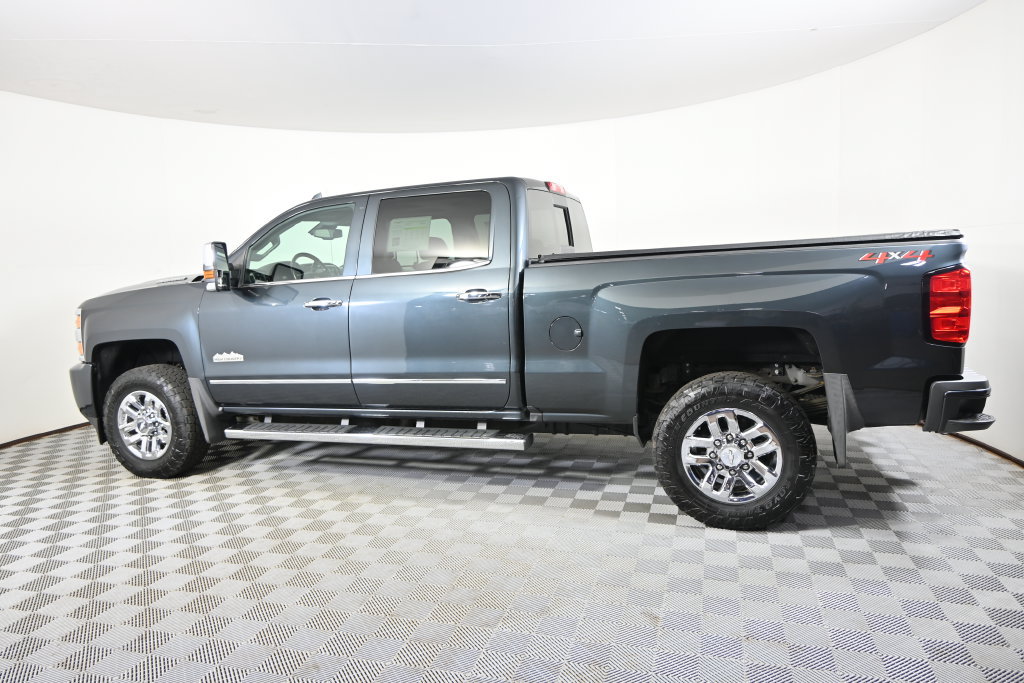 Used 2019 Chevrolet Silverado 3500 High Country w/ Duramax Plus Package AWD/4WD image 3