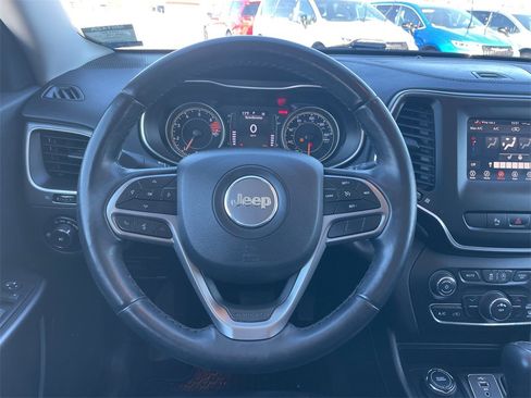 Used 2019 Jeep Cherokee Latitude Plus w/ Cold Weather Group image 43