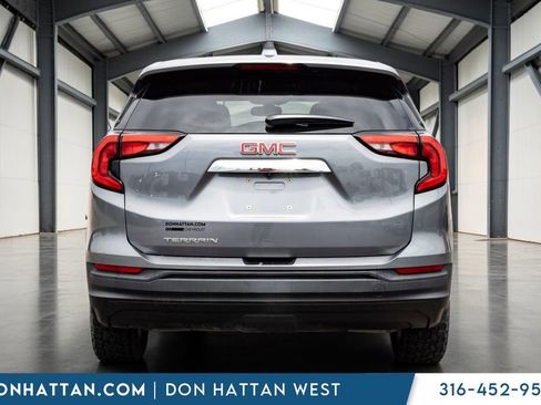 Used 2018 GMC Terrain SLE FWD image 24