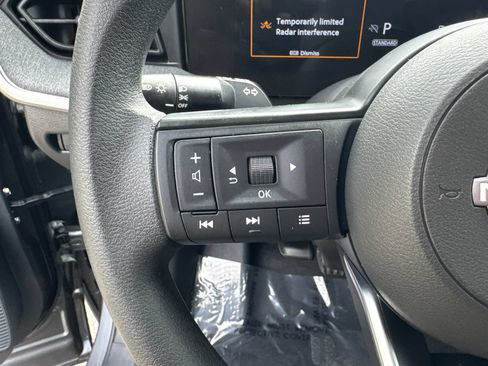Used 2025 Nissan Kicks SV FWD image 24