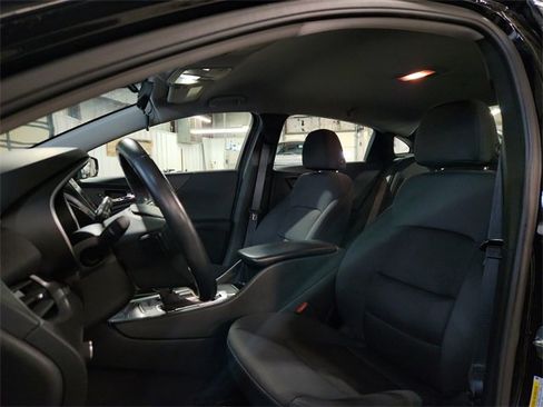 Used 2022 Chevrolet Malibu RS image 8