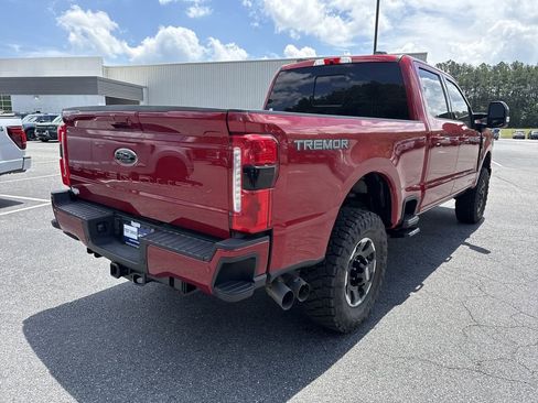 Used 2024 Ford F250 Lariat w/ Lariat Ultimate Package AWD/4WD image 7
