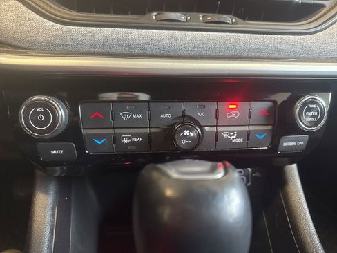 Used 2023 Jeep Compass Latitude w/ Convenience Group image 20