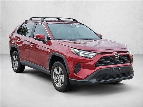 Used 2025 Toyota RAV4 XLE w/ Convenience Package FWD image 3