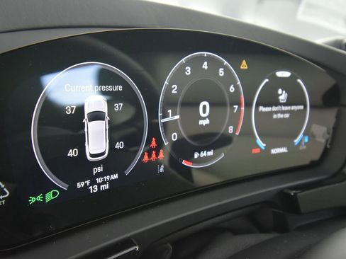 New 2026 Porsche Cayenne image 30