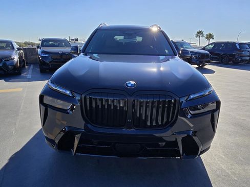 New 2026 BMW X7 xDrive40i w/ Executive Package image 2