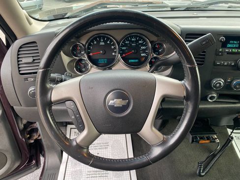 Used 2008 Chevrolet Silverado 1500 LT w/ Suspension Package, Off-Road image 13