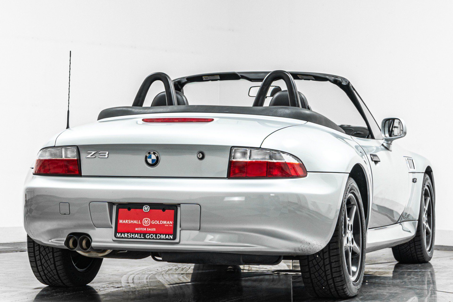 Used 1997 BMW Z3 2.8 RWD image 9