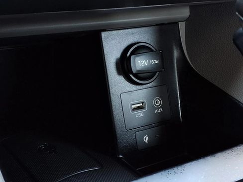 Used 2019 Hyundai Elantra Limited FWD image 11