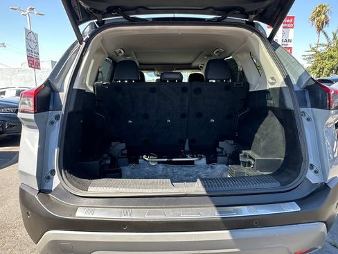 Used 2021 Nissan Rogue SL w/ Premium Package FWD image 19