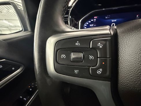 Used 2025 Chevrolet Silverado 1500 LT AWD/4WD image 17