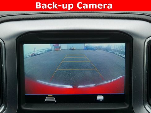 Used 2019 GMC Sierra 1500 Elevation w/ Elevation Value Package image 8