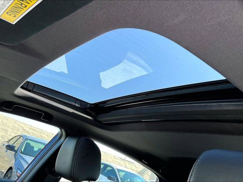 Used 2019 Honda Civic Sport Touring image 12