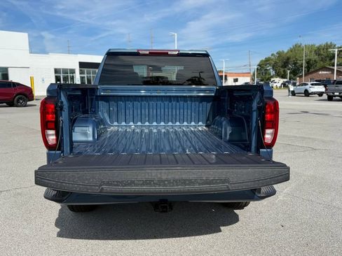 New 2026 GMC Sierra 1500 Elevation image 8