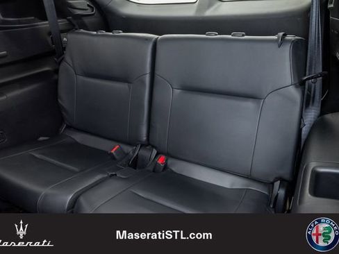 Used 2023 Mitsubishi Outlander SE Black Edition FWD image 18
