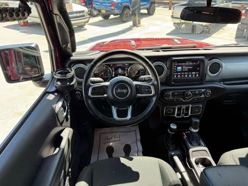 Used 2021 Jeep Gladiator Overland w/ Trailer Tow Package AWD/4WD image 61