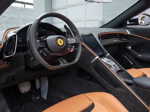 Used 2025 Ferrari Roma Spider image 31
