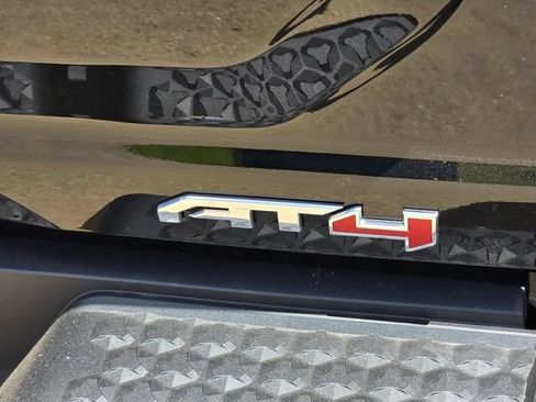 New 2026 GMC Canyon AT4 w/ LPO, Skid Plate Package AWD/4WD image 6
