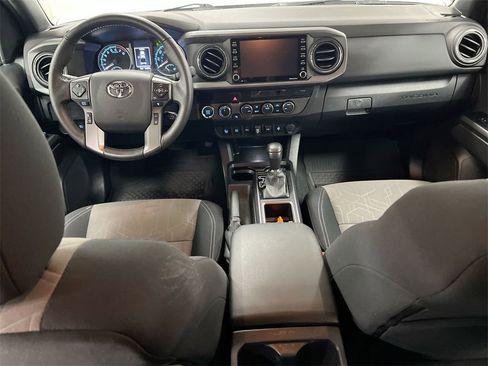 Used 2023 Toyota Tacoma TRD Off-Road w/ Technology Package image 10