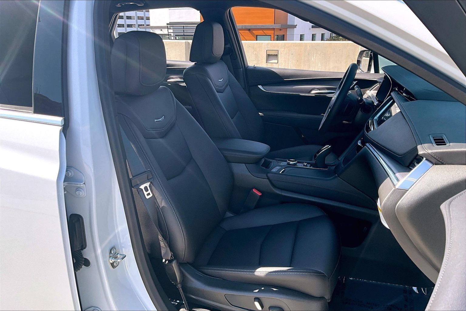 New 2026 Cadillac XT5 Luxury w/ LPO, Floor Liner Package FWD image 19