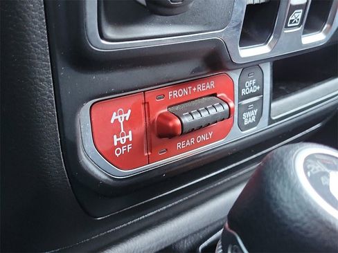 Certified 2023 Jeep Wrangler Unlimited Rubicon image 11