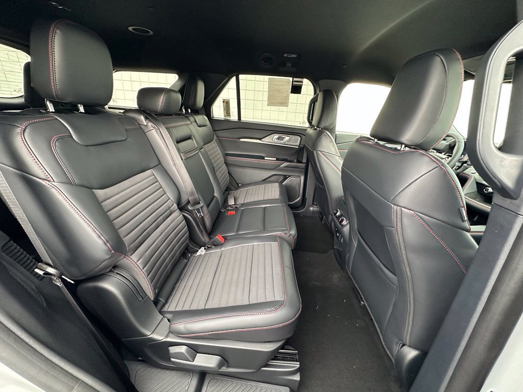 New 2027 Ford Explorer ST-Line w/ Premium Package AWD/4WD image 25