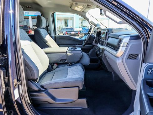 Used 2023 Ford F350 XLT image 16