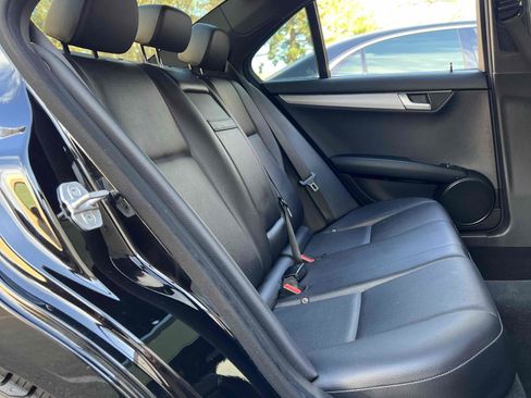 Used 2013 Mercedes-Benz C 250 Sedan image 40
