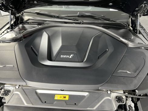 Used 2023 BMW i4 eDrive35 w/ Premium Package image 33