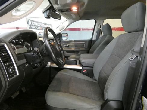 Used 2016 RAM 1500 Big Horn AWD/4WD image 11