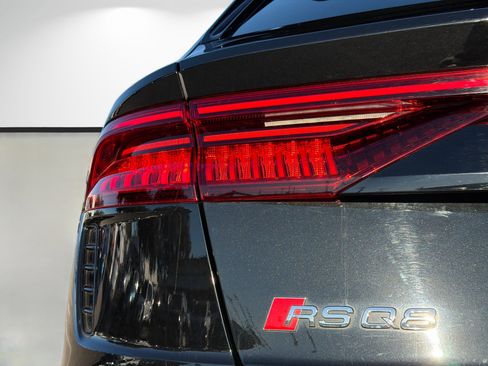 Used 2022 Audi RS Q8 image 10