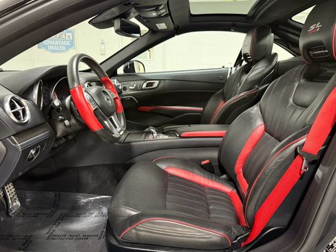 Used 2016 Mercedes-Benz SL 550 w/ Mille Miglia Edition image 17
