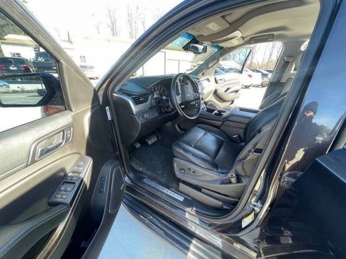 Used 2017 Chevrolet Tahoe LT RWD image 16