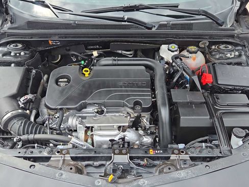 Used 2025 Chevrolet Malibu RS FWD image 13