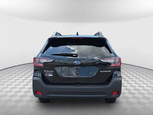 Used 2025 Subaru Outback Premium AWD/4WD image 7