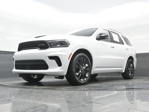 Used 2025 Dodge Durango GT image 27