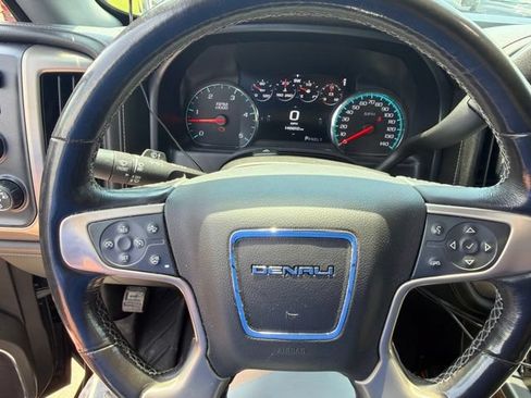 Used 2018 GMC Sierra 2500 Denali w/ Duramax Plus Package AWD/4WD image 27