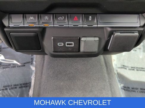 Used 2025 Chevrolet Silverado 1500 Custom AWD/4WD image 35