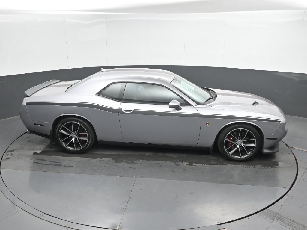 Used 2016 Dodge Challenger R/T Scat Pack RWD image 35