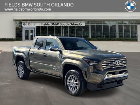 Used 2025 Toyota Tacoma Limited AWD/4WD image 1
