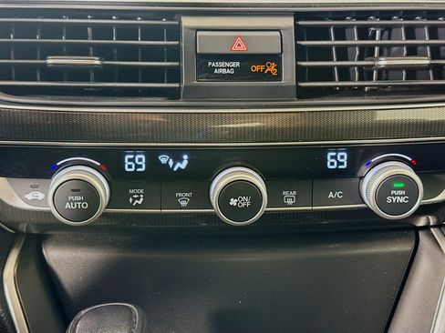 Used 2020 Honda Accord Sport image 16