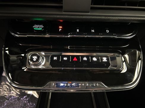 Used 2025 Lincoln Corsair Reserve w/ Jet Appearance Package image 13