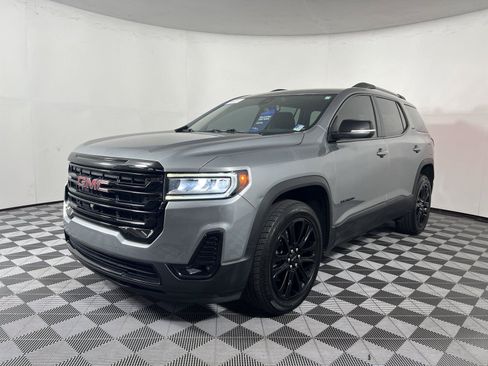 Used 2023 GMC Acadia SLT w/ Elevation Edition FWD image 3