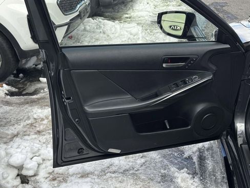 Used 2022 Lexus IS 350 F Sport w/ Memory Package image 16