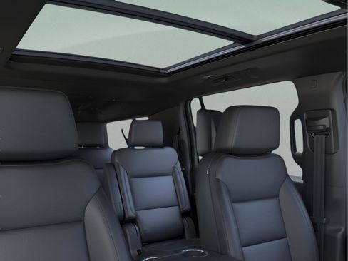New 2026 Chevrolet Suburban Z71 image 19